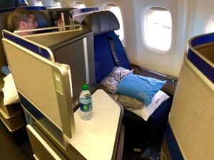 United Airlines, Polaris, Business Class, Boeing 767, Review