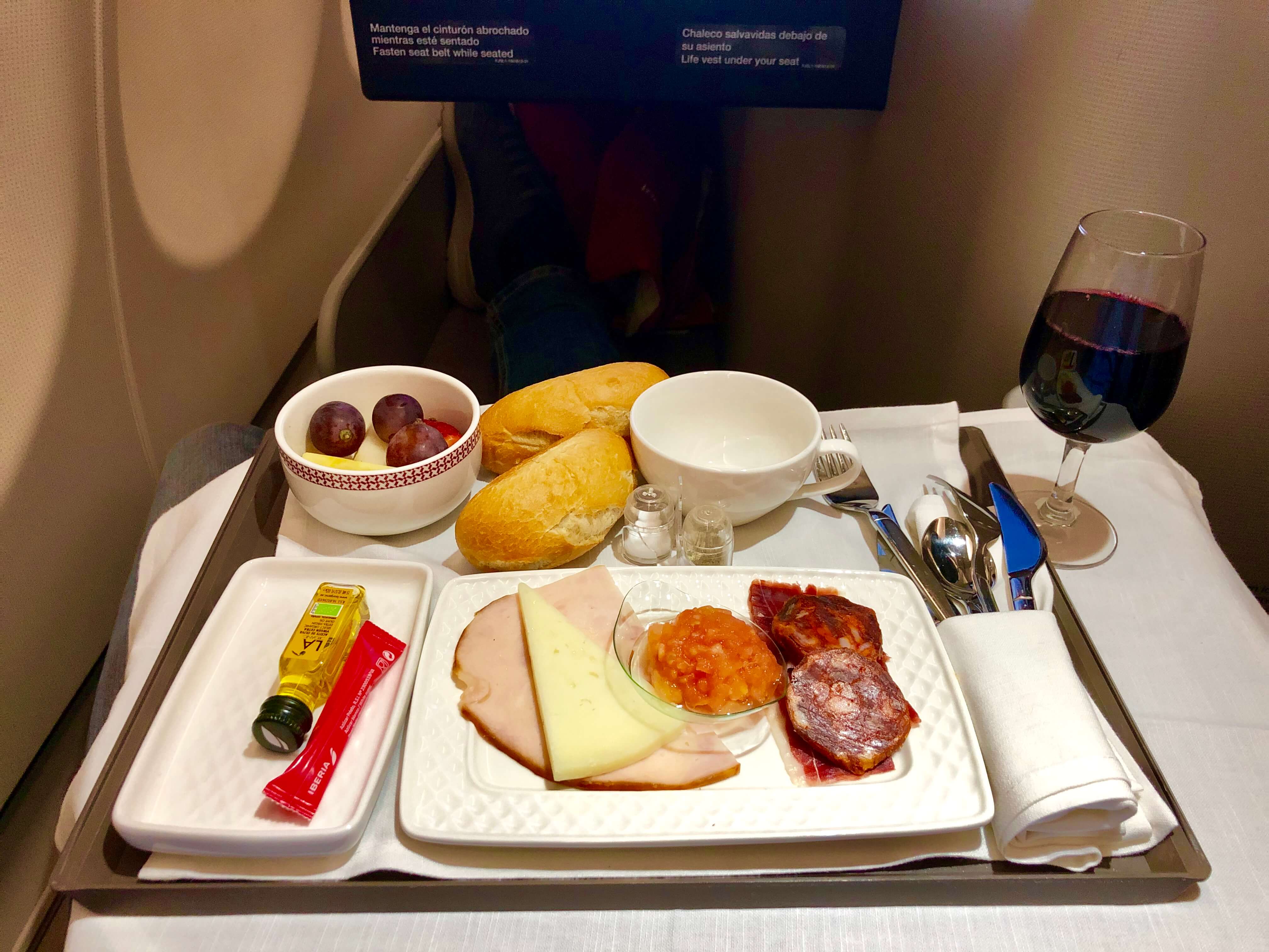 Review: Iberia Airbus A330-200 Business Plus 