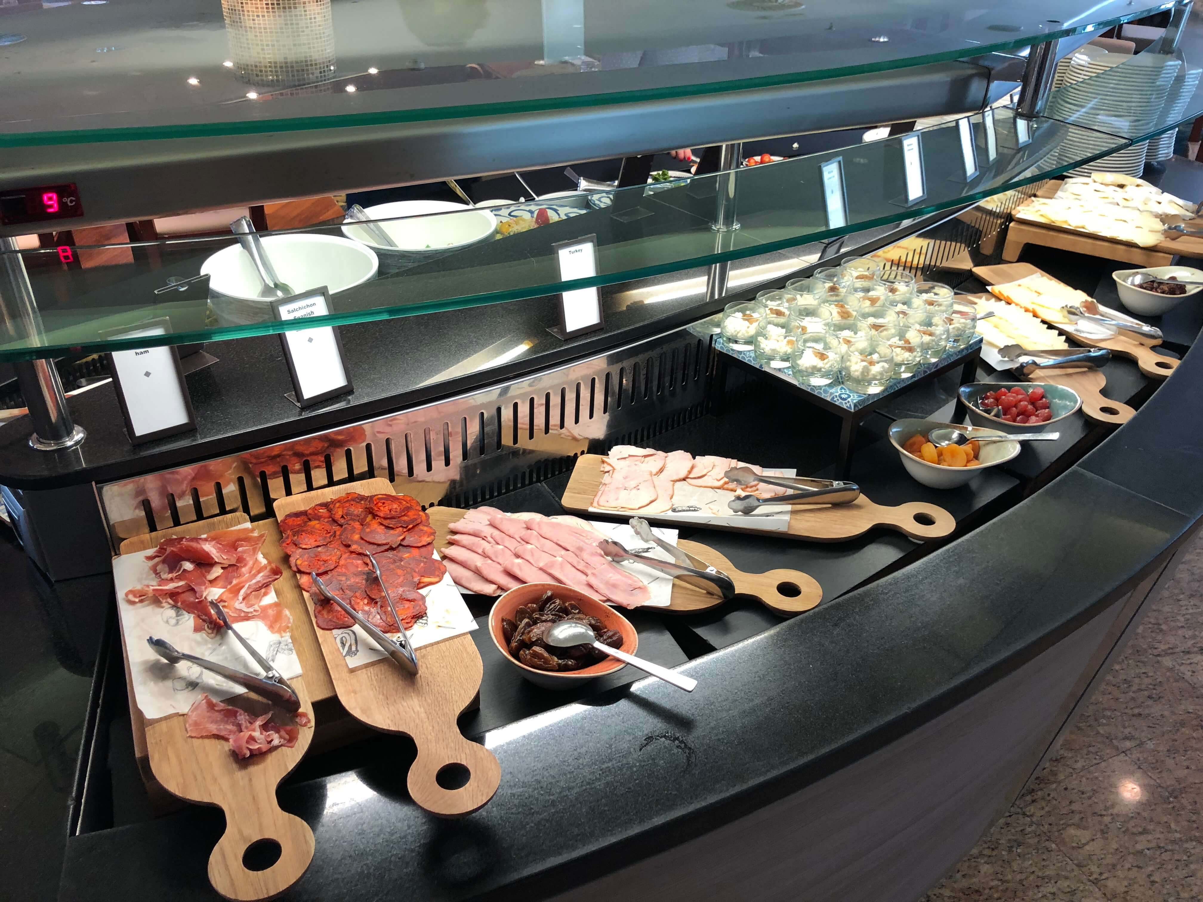 Review Hilton Diagonal Mar Barcelona Upon Boarding