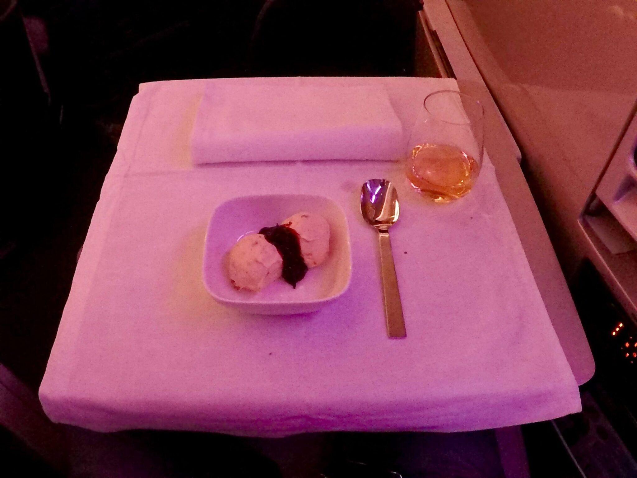 Luxurious Travel, Business Class, Air New Zealand, Food 4 Upon Boarding