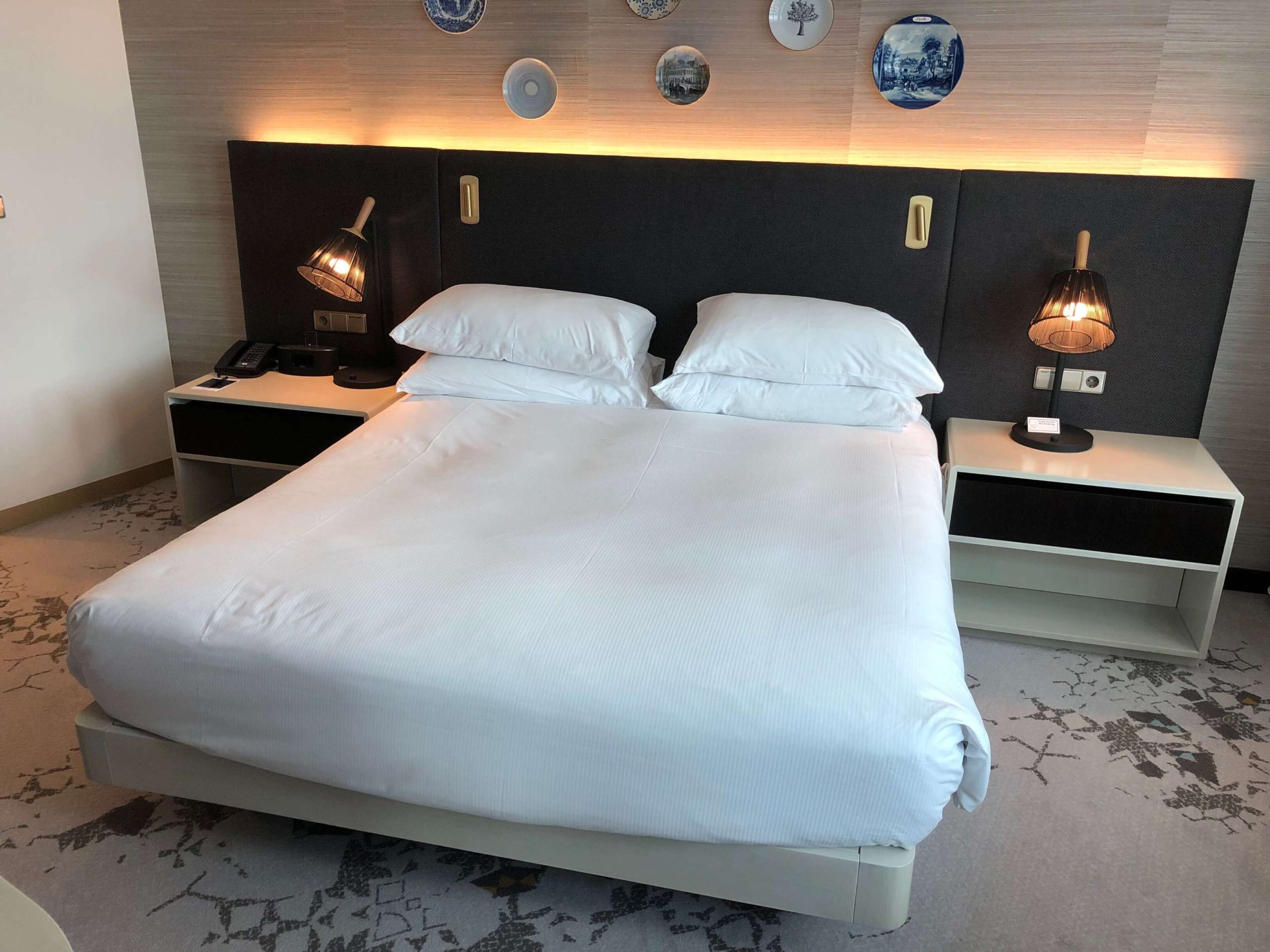 Hilton Amsterdam Schiphol Airport, review, bedroom