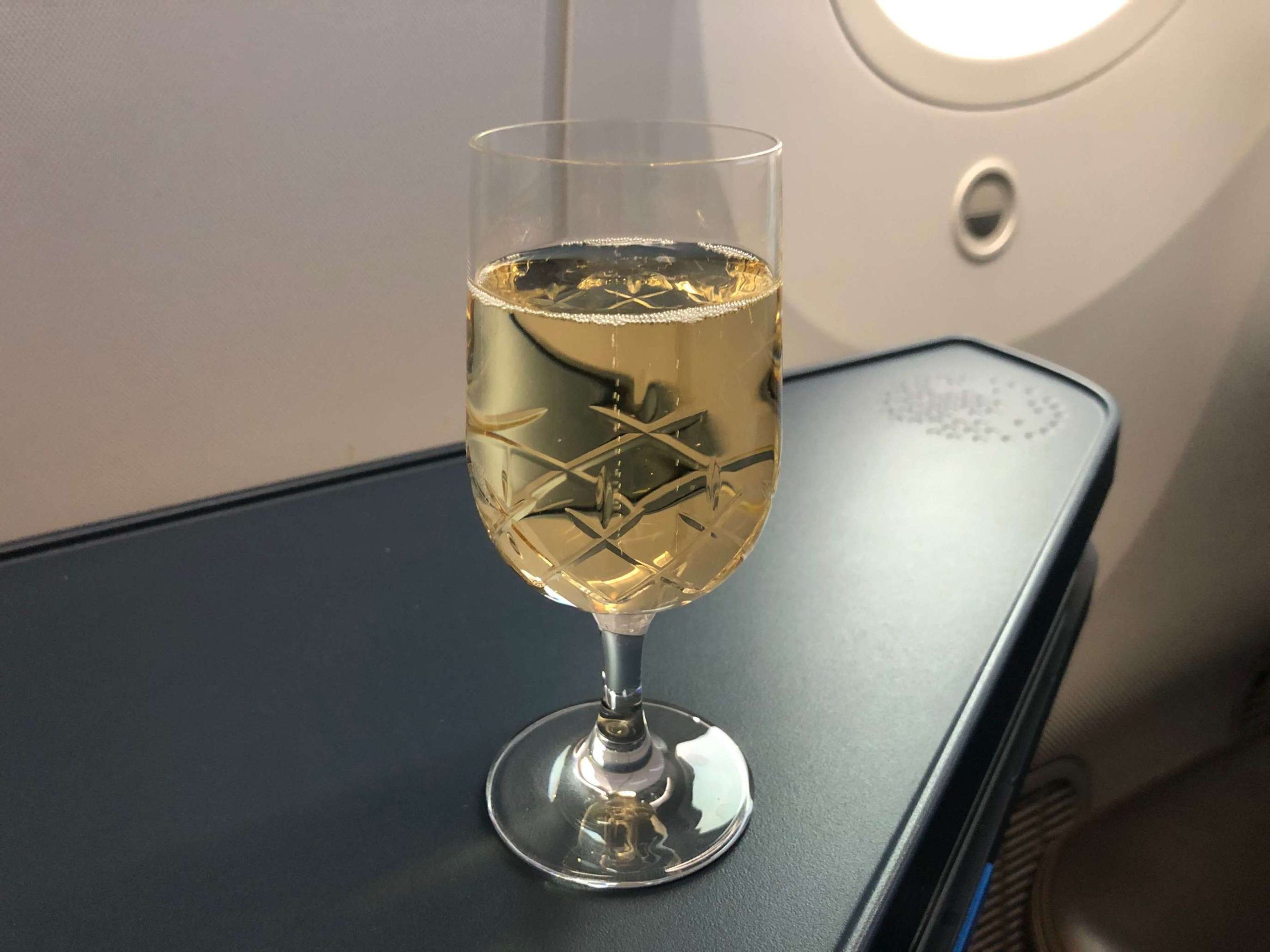 KLM, World Business Class, Dreamliner, Champagne-2-2