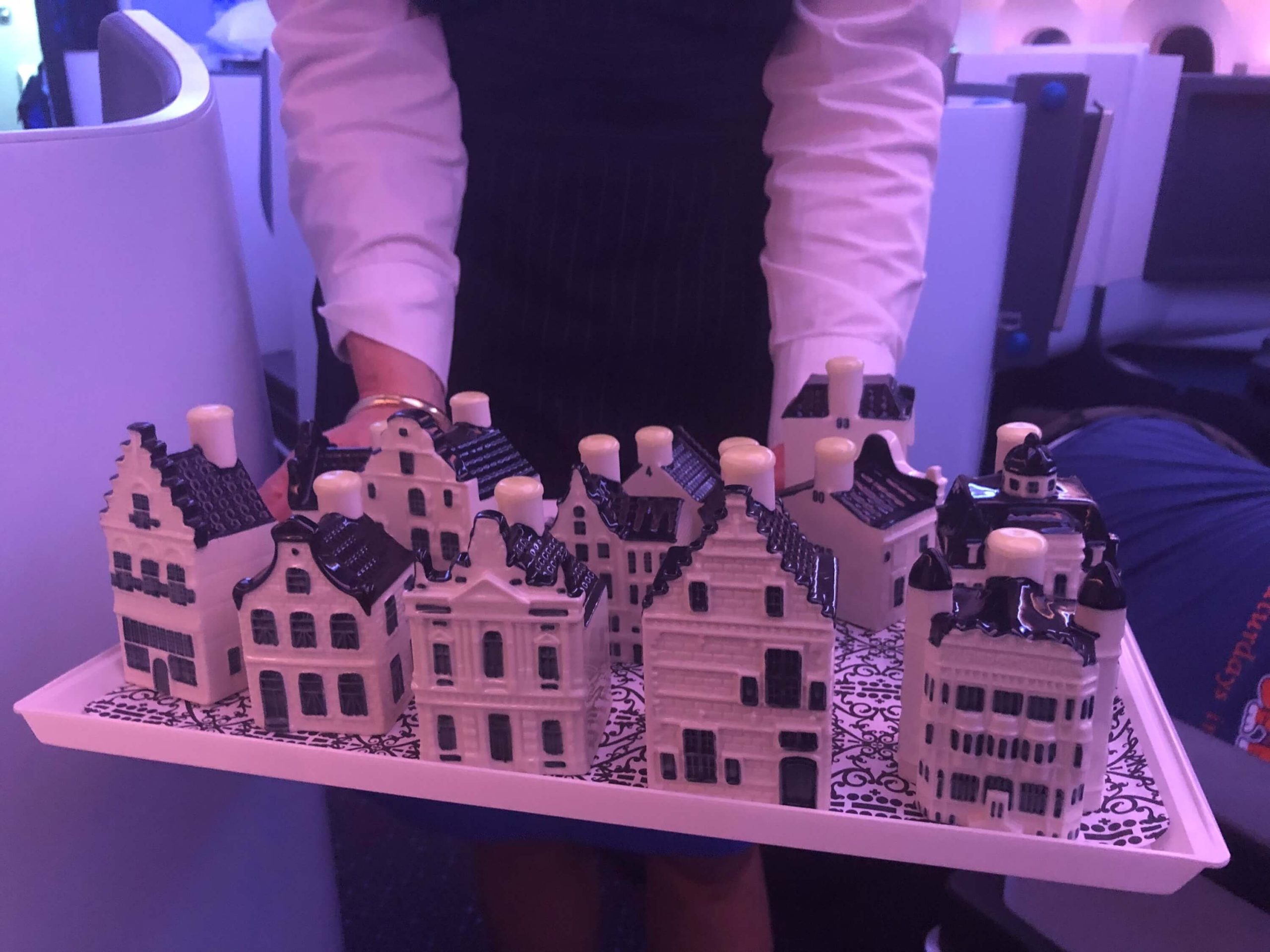 KLM, World Business Class, Dreamliner, Houses