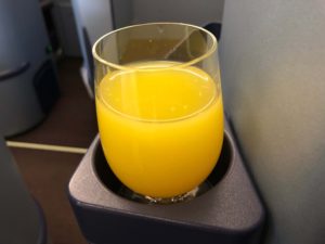 Malaysia Airlines, business Class Orange juice