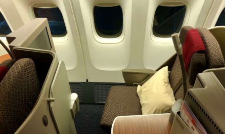 Garuda Indonesia Boeing 777 Business Class Seat Review