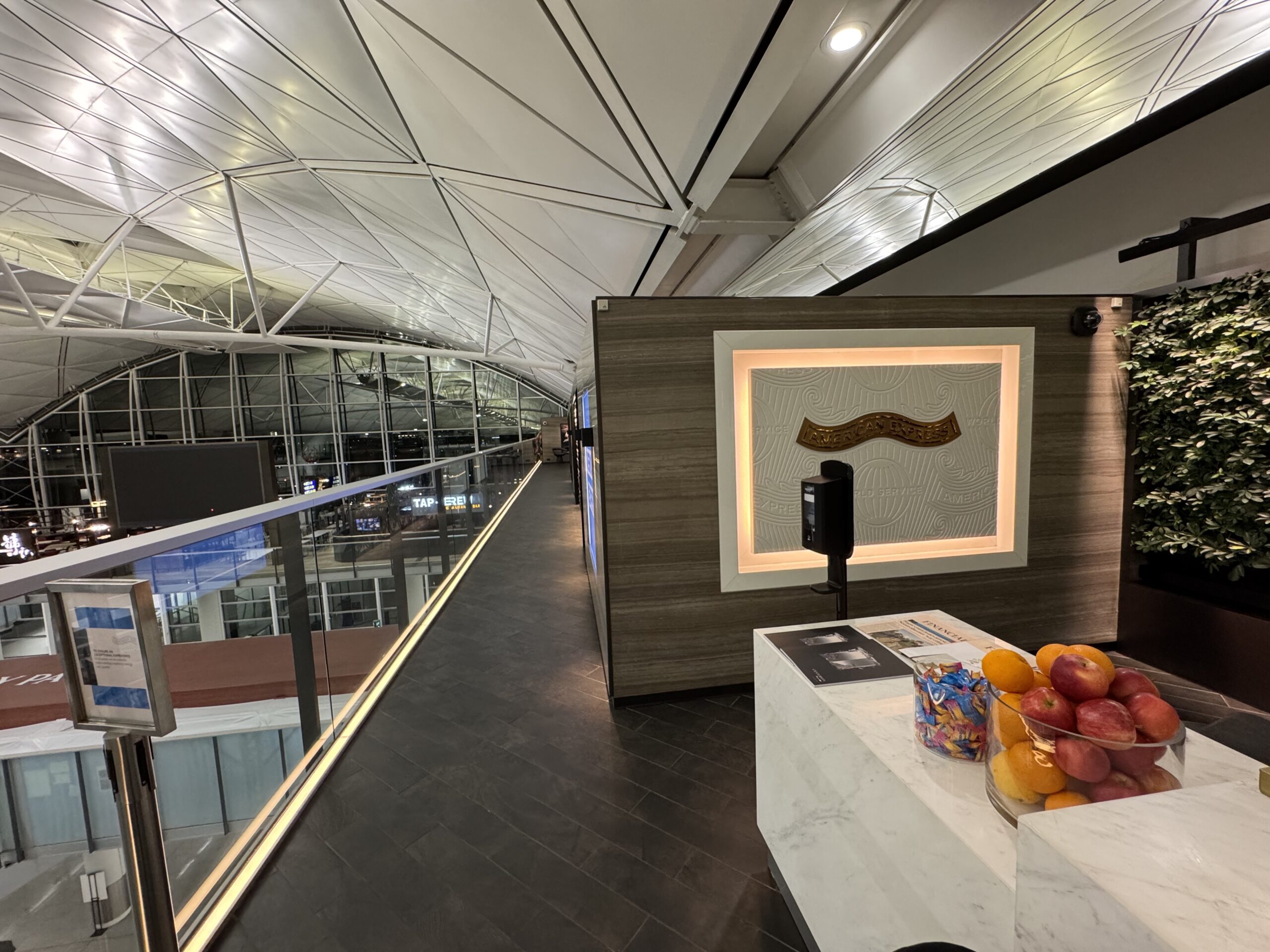 American Express Centurion Lounge Hong Kong Review
