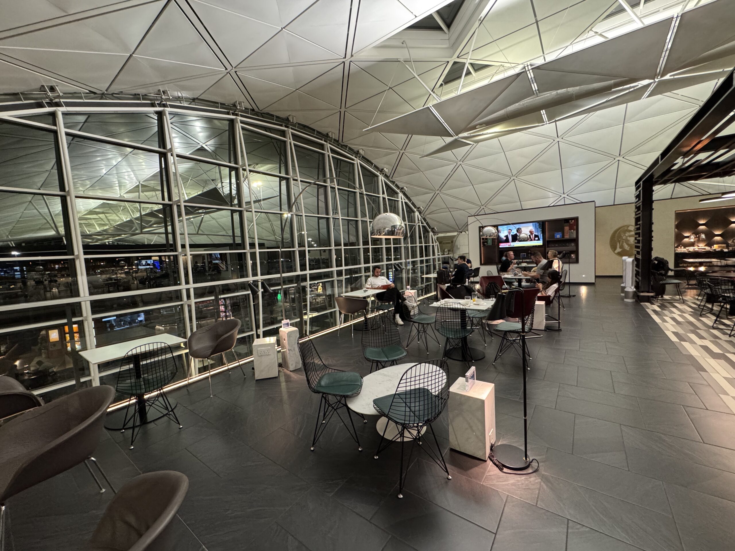 American Express Centurion Lounge Hong Kong Review