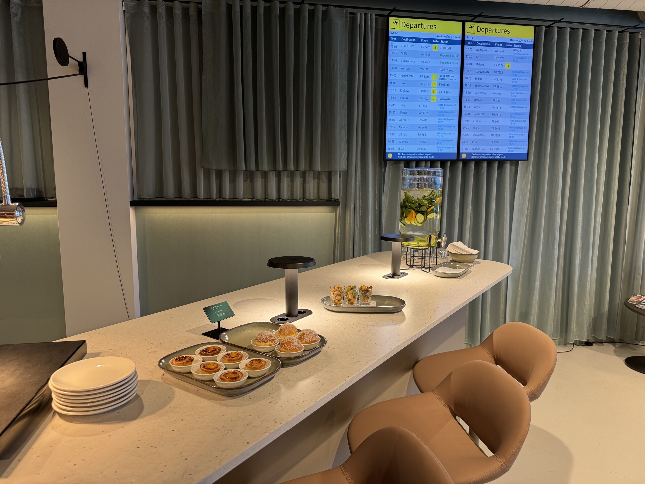 Privium ExpressLounge Eindhoven Review