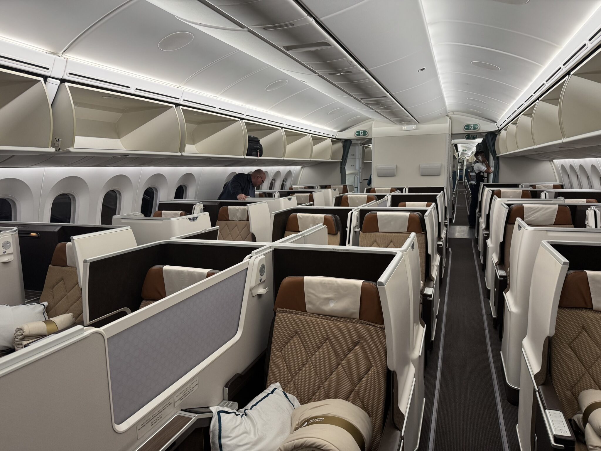 Oman Air Business Class Boeing 787-9 Dreamliner